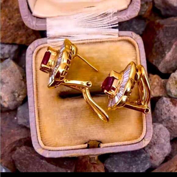 Gold Ruby Cubic Zirconia Diamond Earrings New in Gift Box Large 1.5 inch’s - Picture 4 of 4